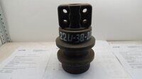 22U-30-00021 Каток поддерживающий на кронштейне